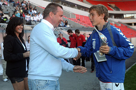 Nejlepší záložník